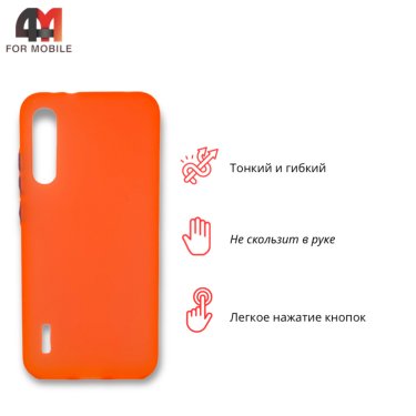 Чехол для Xiaomi Mi A3/Mi CC9e силиконовый, матовый с цветными кнопками, оранжевого цвета