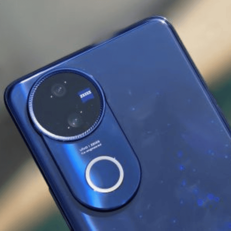 Vivo V50