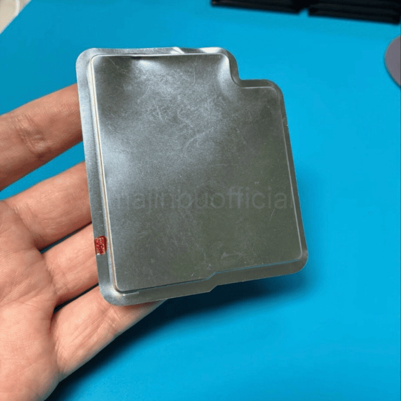 Батарея iPhone 17 Air