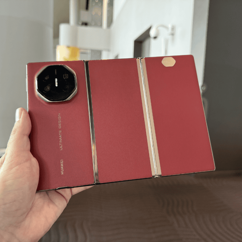 HUAWEI Mate XT раскладушка