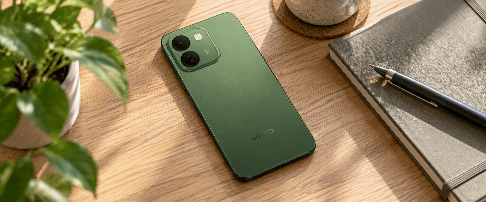 Vivo S2 FE задняя панель зелёного цвета и двойная камера