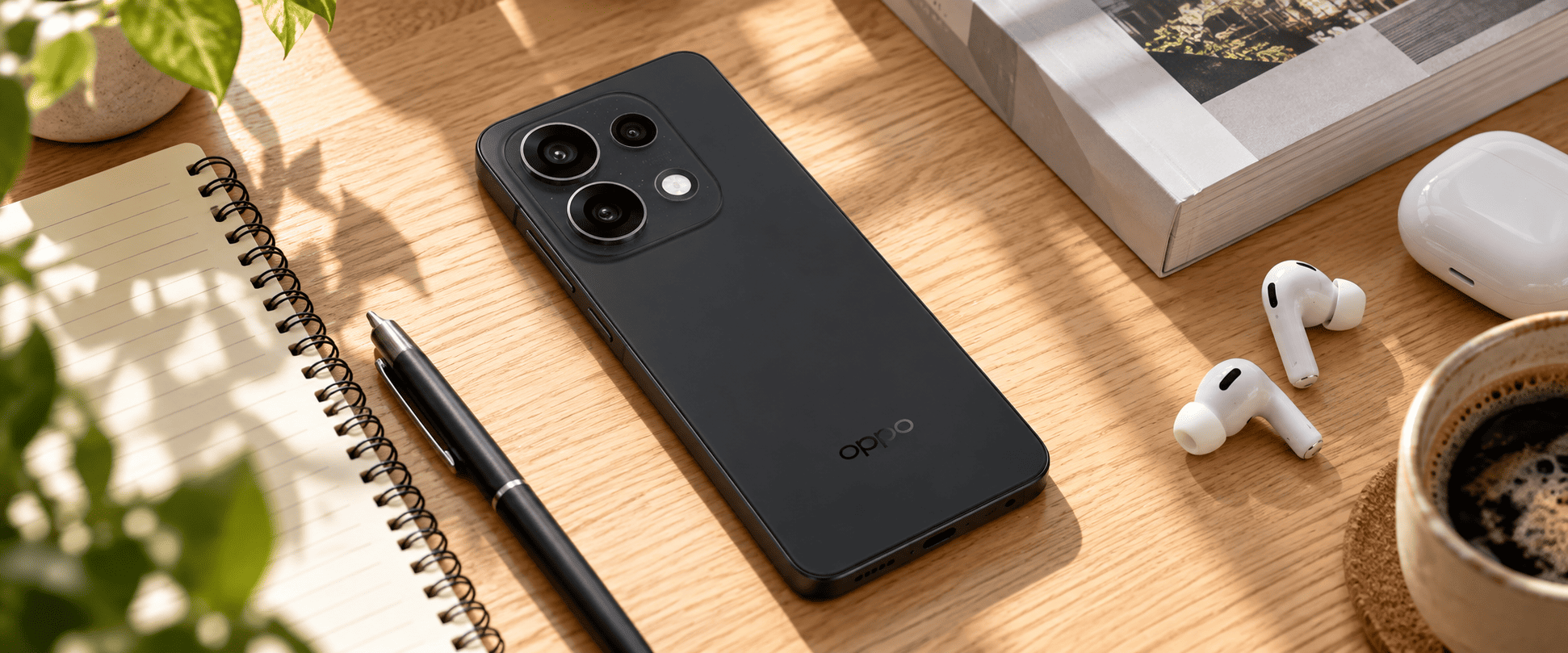 OPPO Reno16t в матовом чёрном корпусе
