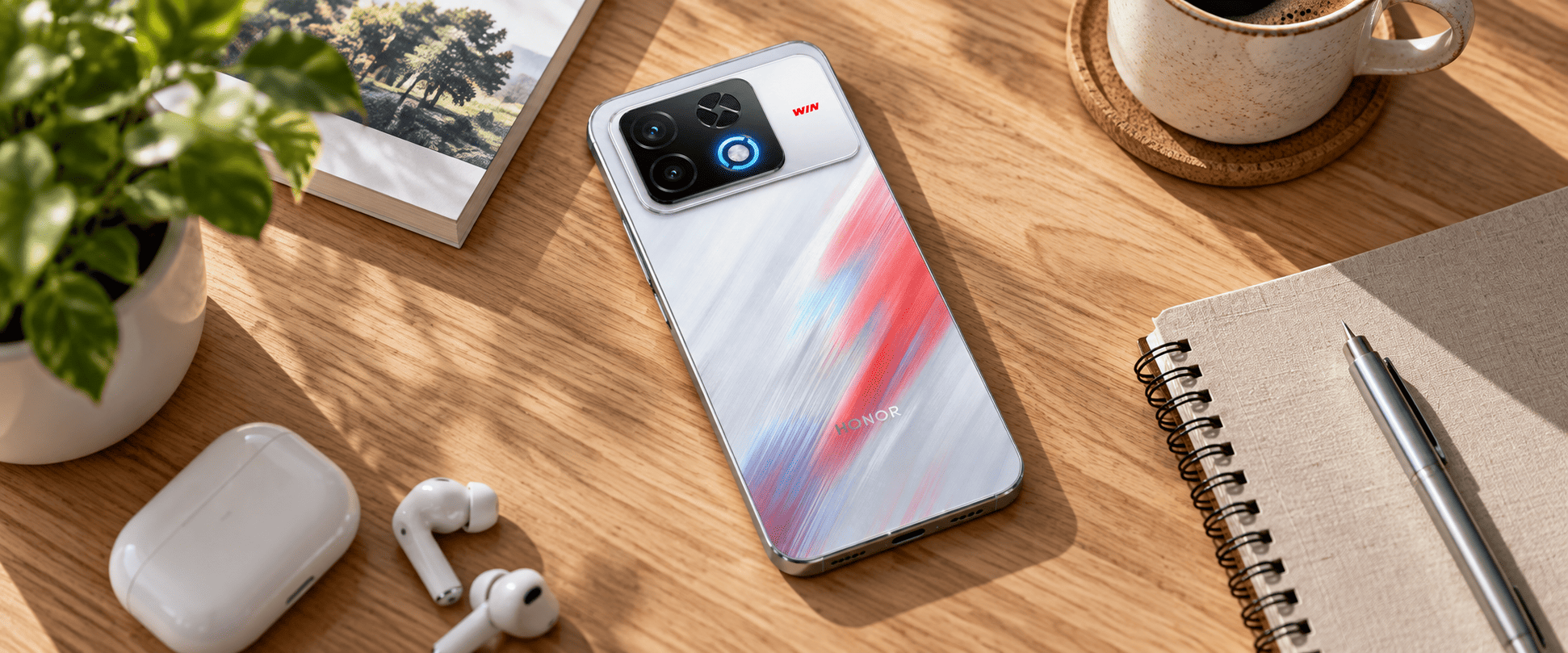 Honor WIN2 — белый корпус с игровым дизайном и подсветкой.