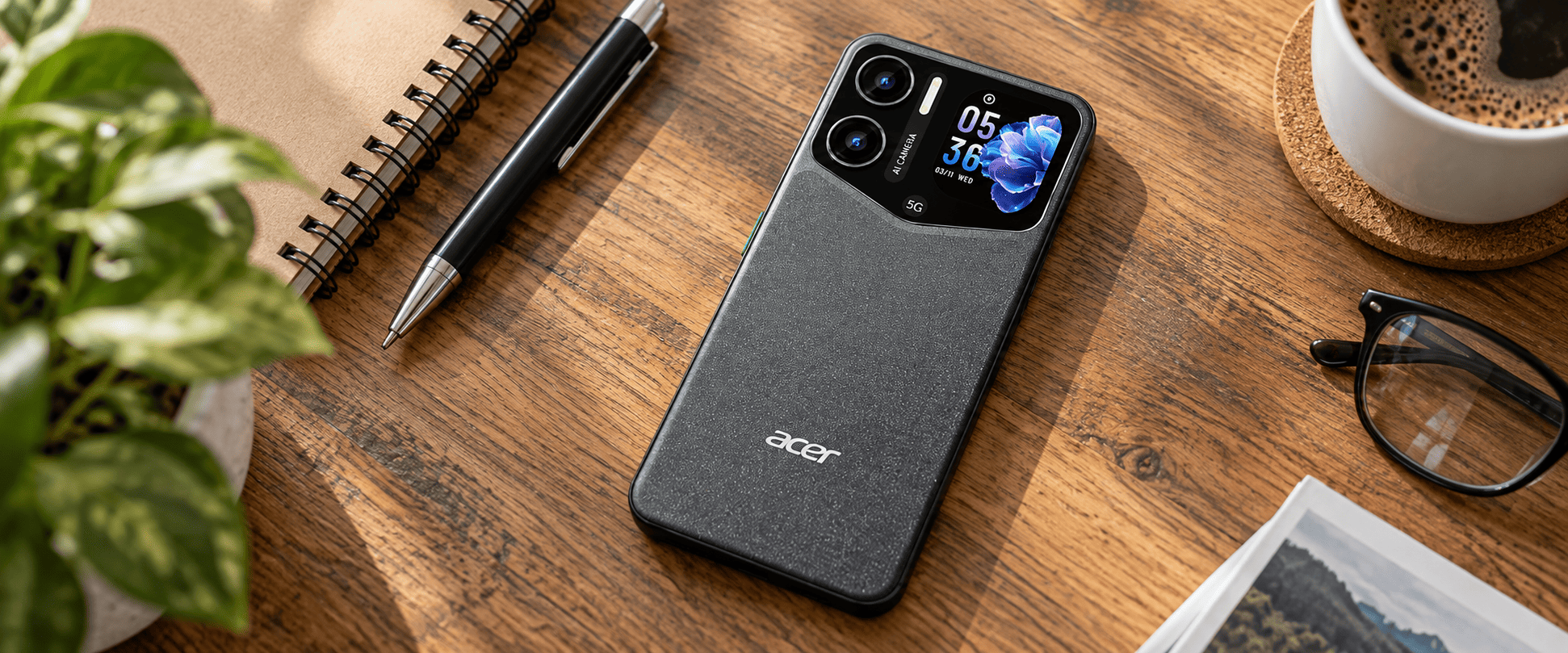 Acer Sospiro A70 &mdash; двойная камера и задний дисплей.